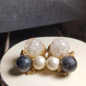 Vintage Clip-on earings